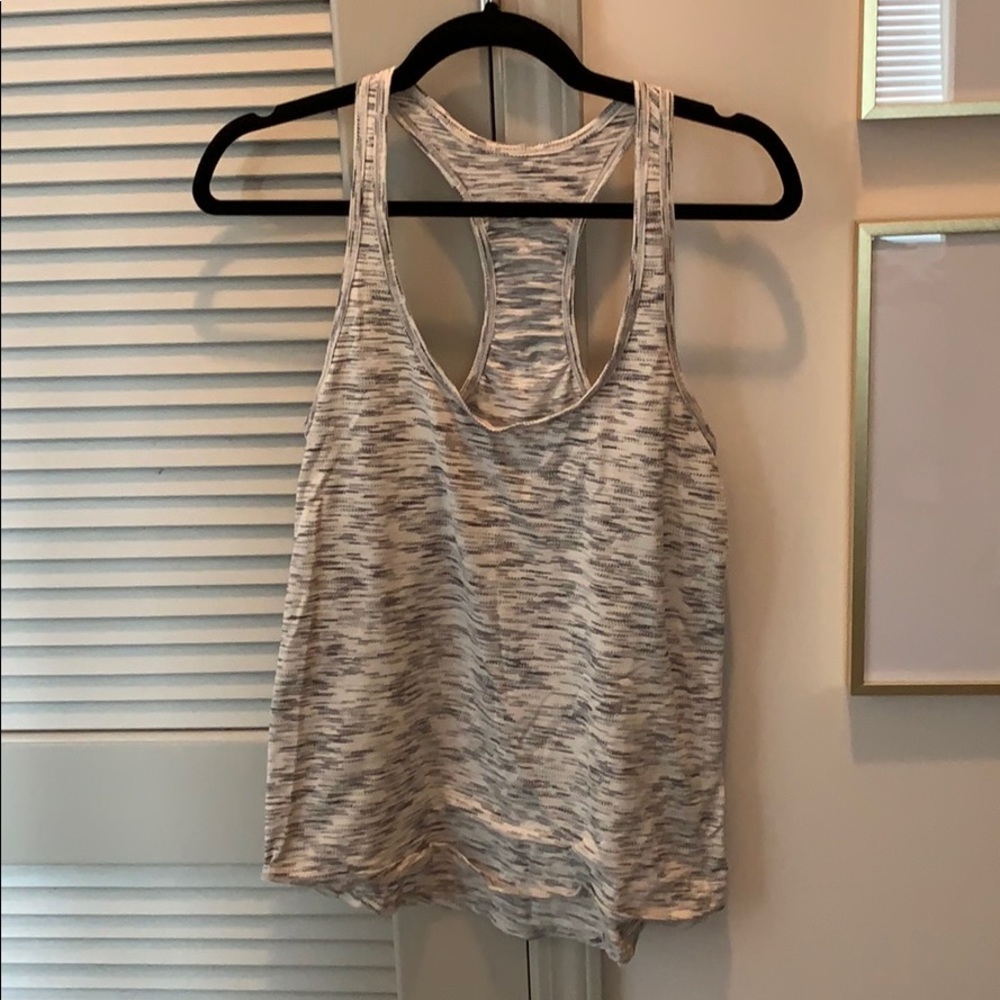 Lulu lemon tank size 6